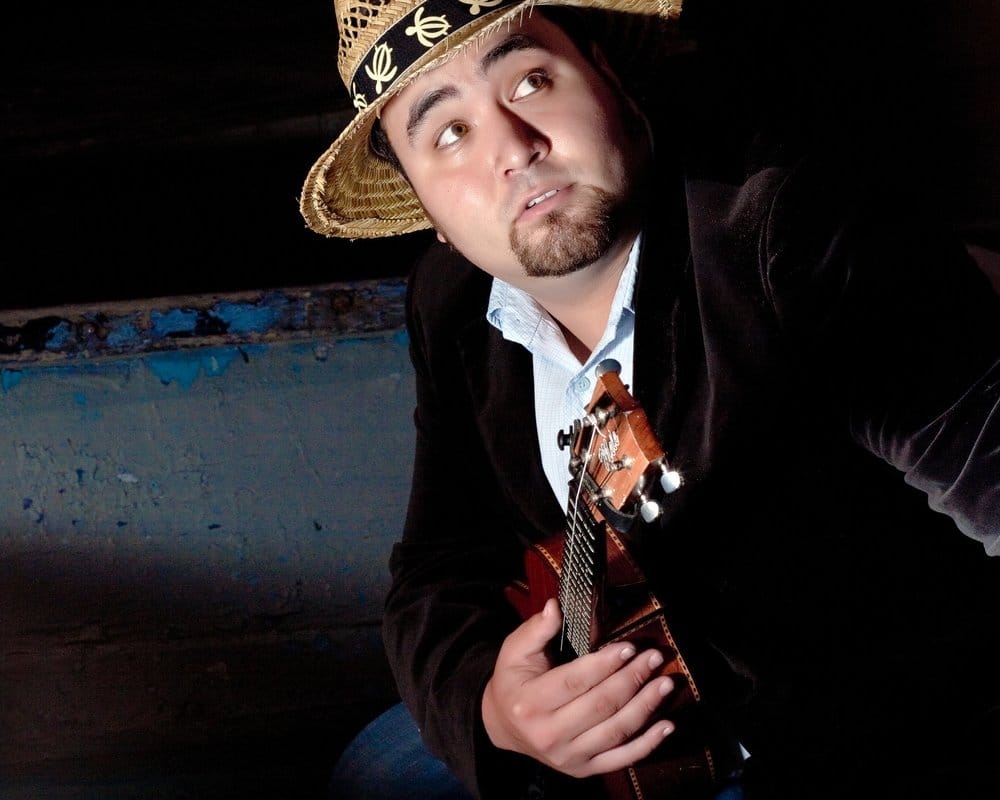 Danny Maika at Boathouse on the Bay