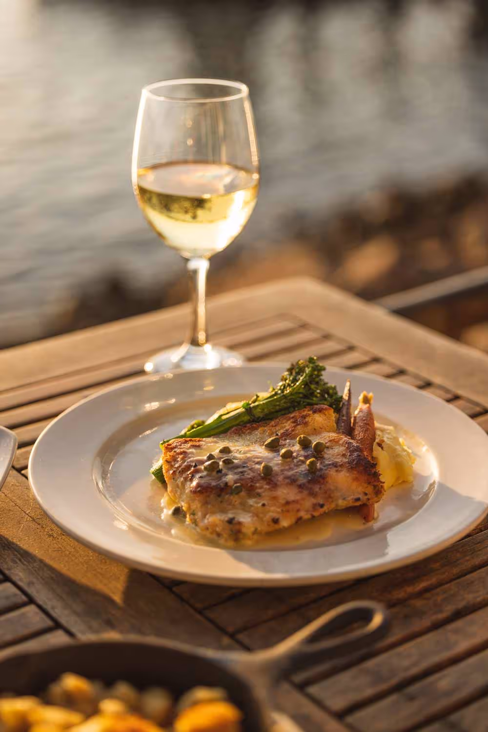 The all-weather patio at Boathouse on the Bay overlooking Alamitos Bay